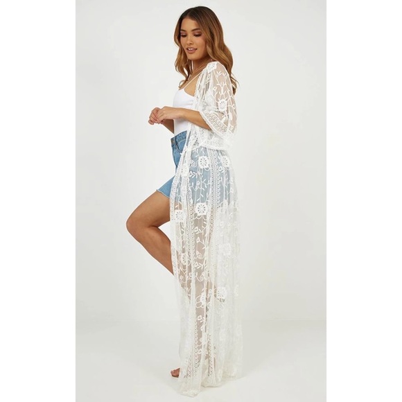 SOLD OUT Boho Floral Embroidered Lace Kimono Duster Wrap - Picture 4 of 11